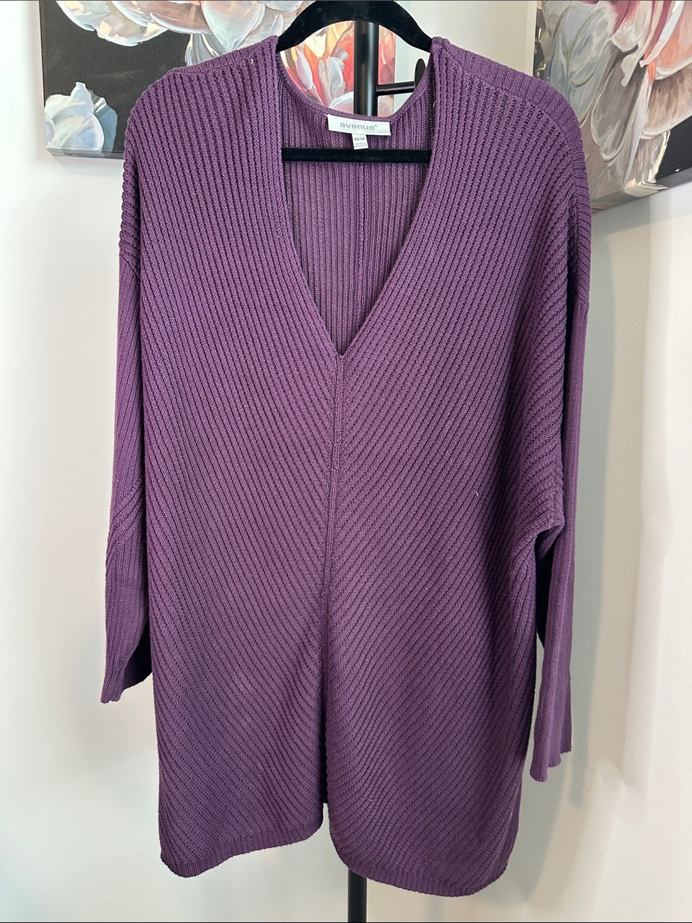 Avenue Plum V-Neck Ribbed Knit Sweater
